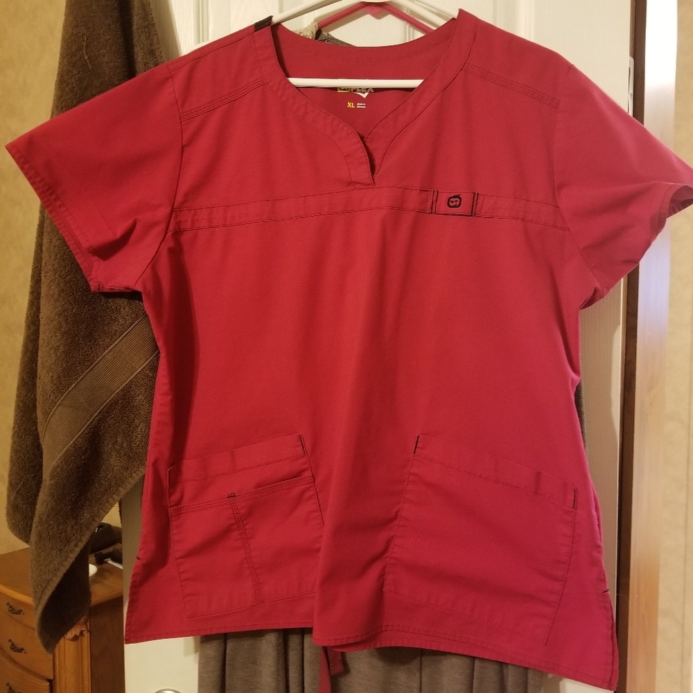 Scrub top